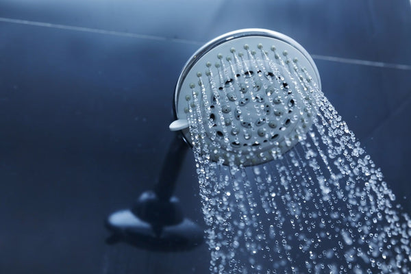 Benefits of Cold Showers for Women: Skin & Health Insights