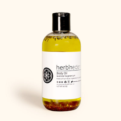 all-natural lavender & geranium body oil made with essential oils | herbneden